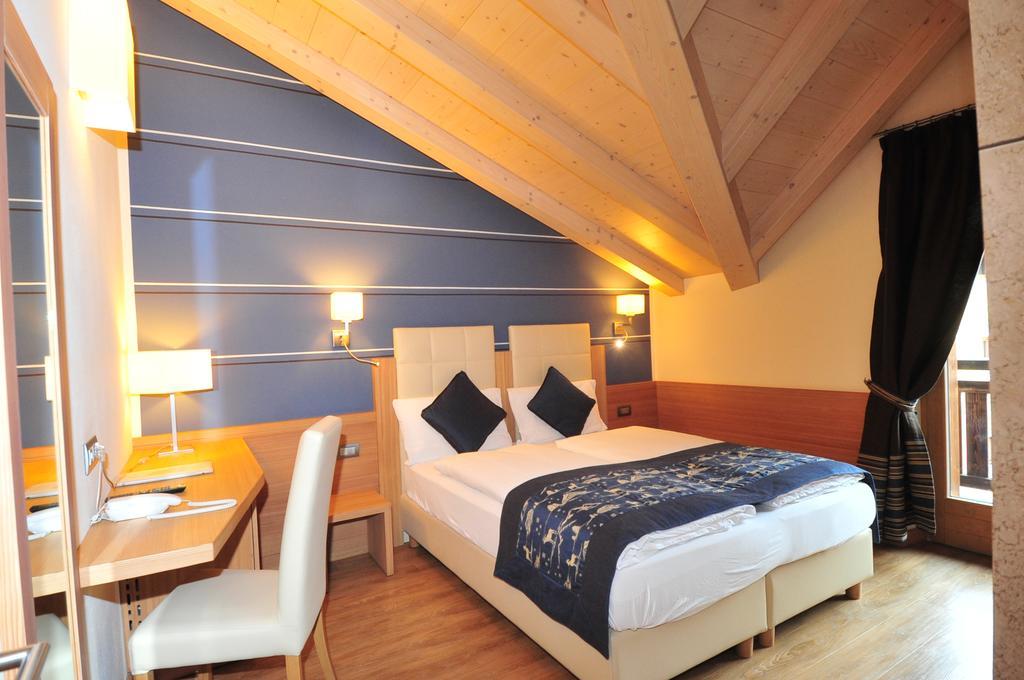 Hotel Bondi Лівіньо Екстер'єр фото