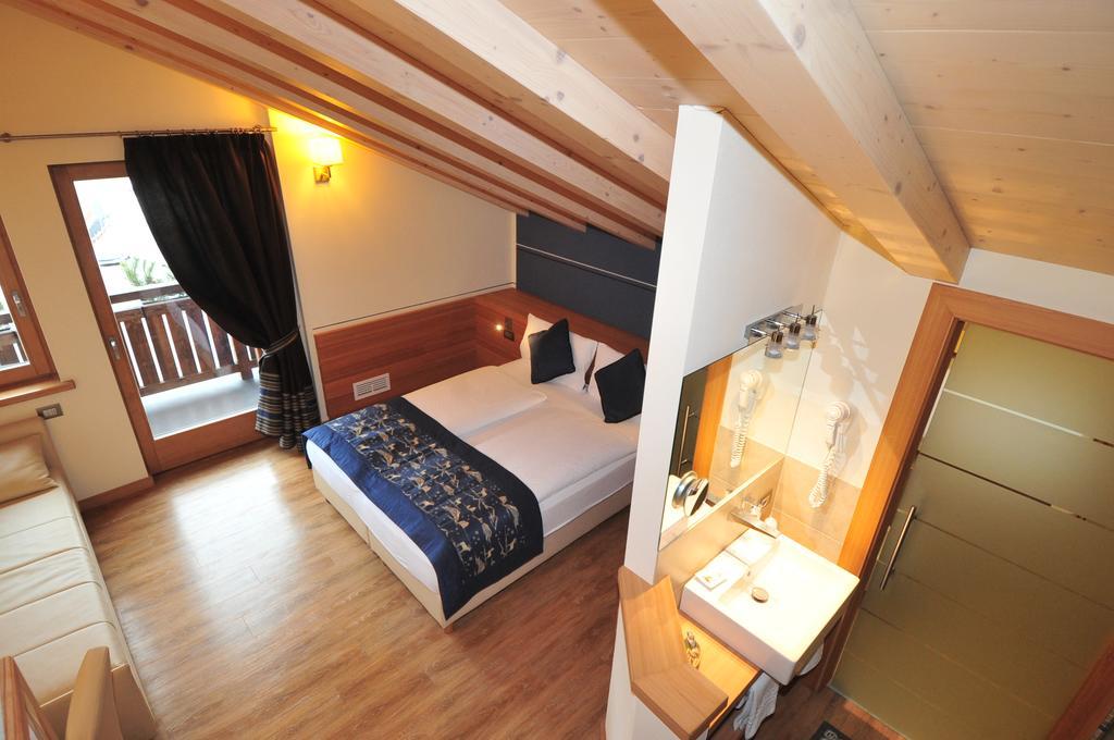 Hotel Bondi Лівіньо Екстер'єр фото