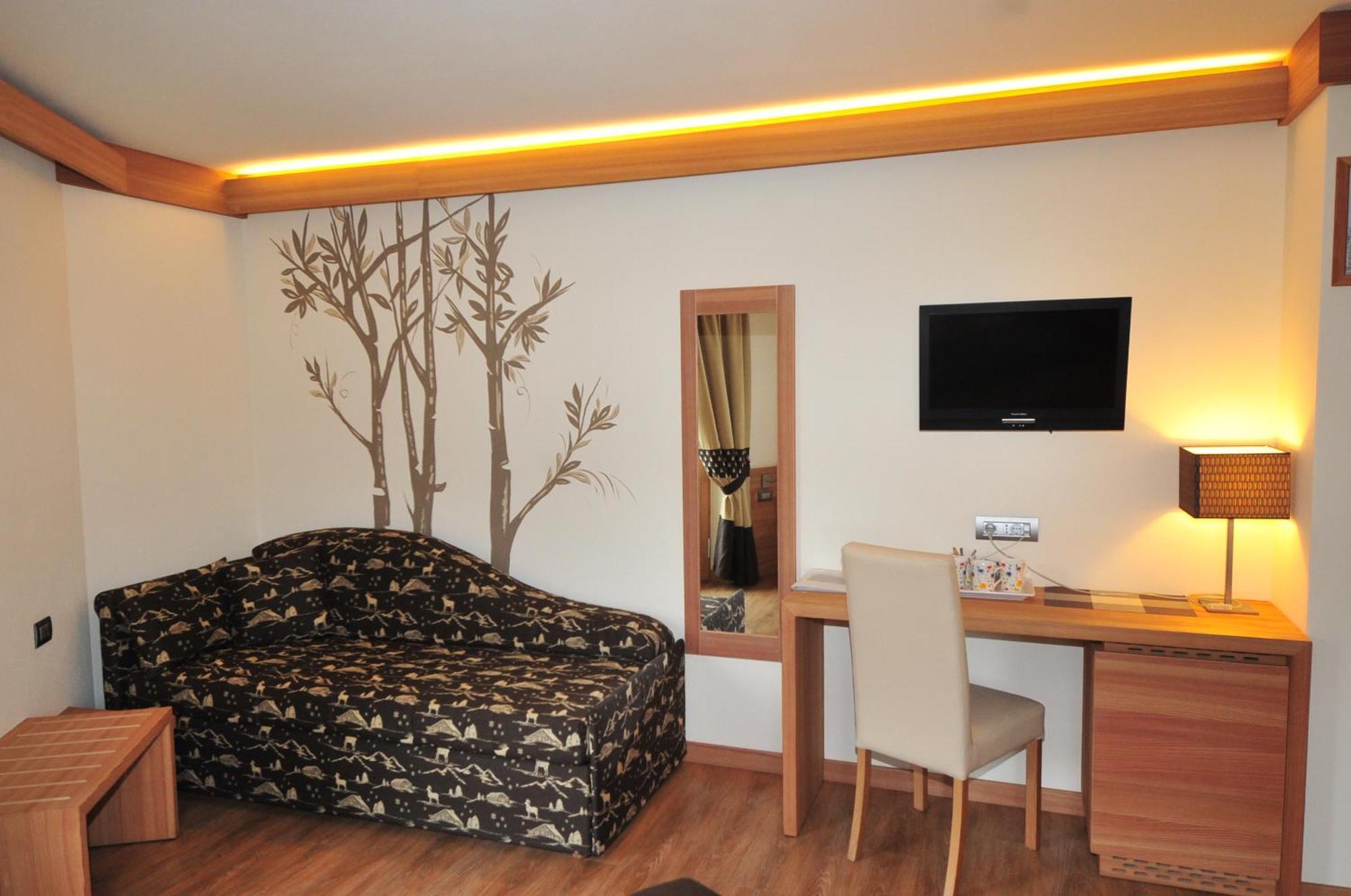 Hotel Bondi Лівіньо Екстер'єр фото